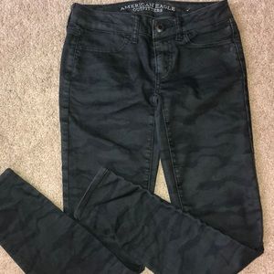 American Eagle camouflage skinny jeans
